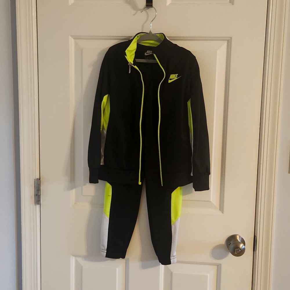 Kid Nike Sweat suit set